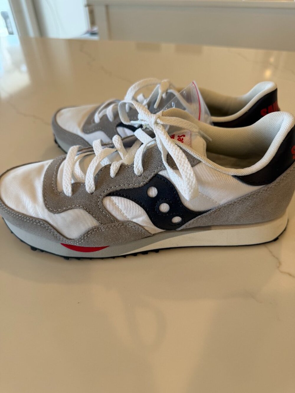 SAUCONY SNEAKERS